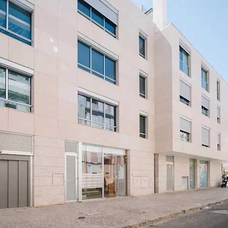Circeo - 2 Bedrooms And Balcony In Alvalade Apartment Lissabon